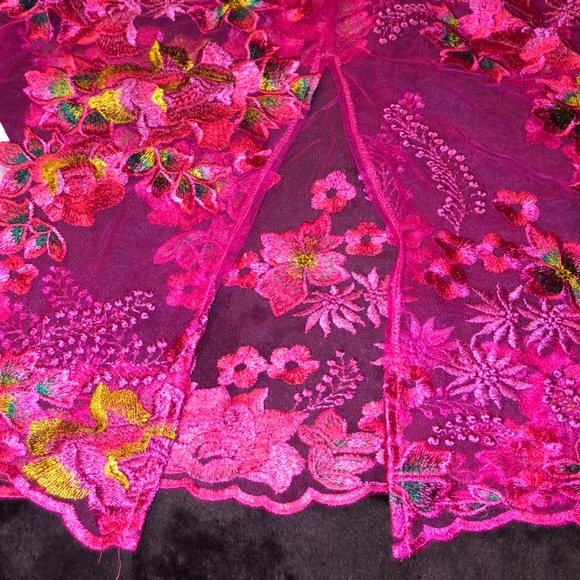 Dress - Picture 4 of 4